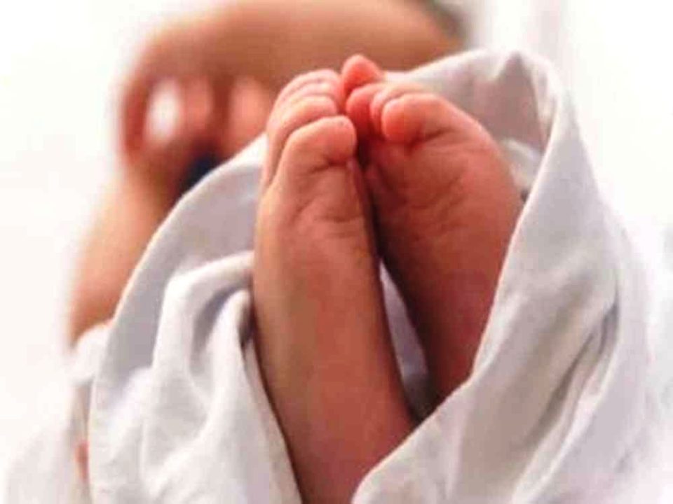 रिपोर्ट : मातृ एवं शिशु मृत्यु दर में लगातार गिरावट