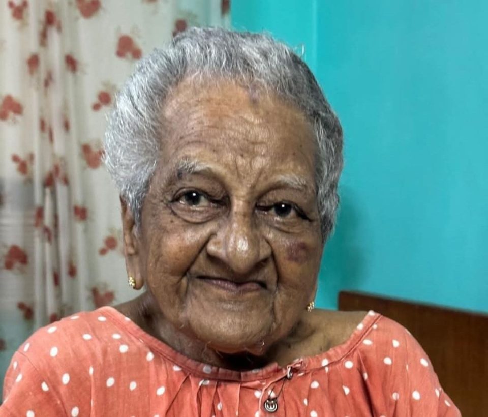 100 वर्षीया महिला डॉक्टर ने अद्भुत मिसाल कायम की