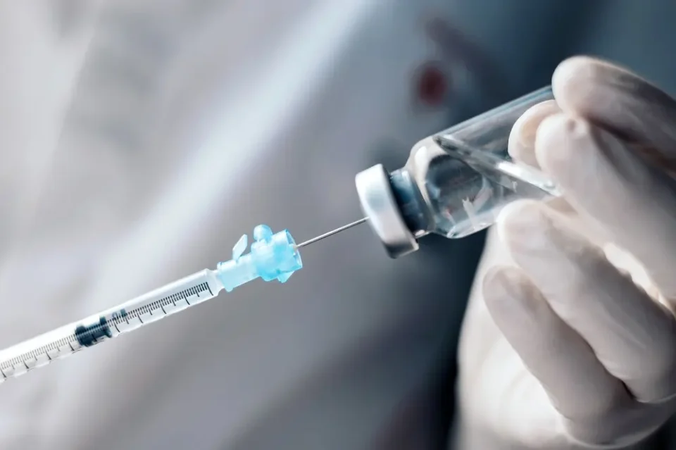 Vaccine: बच्चों का टीकाकरण होगा महंगा
